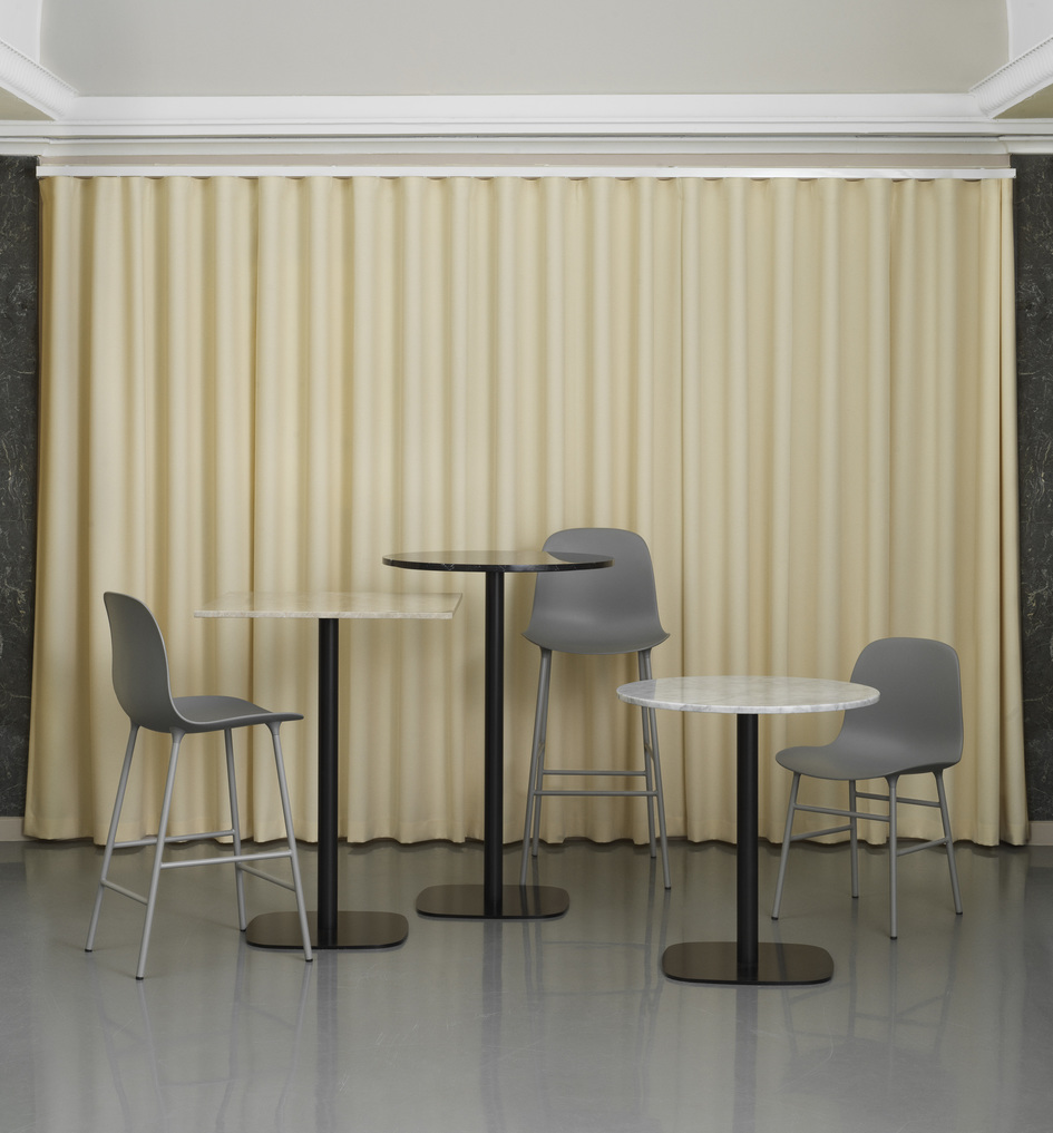 2020_Form_Cafe_Table_Group_03